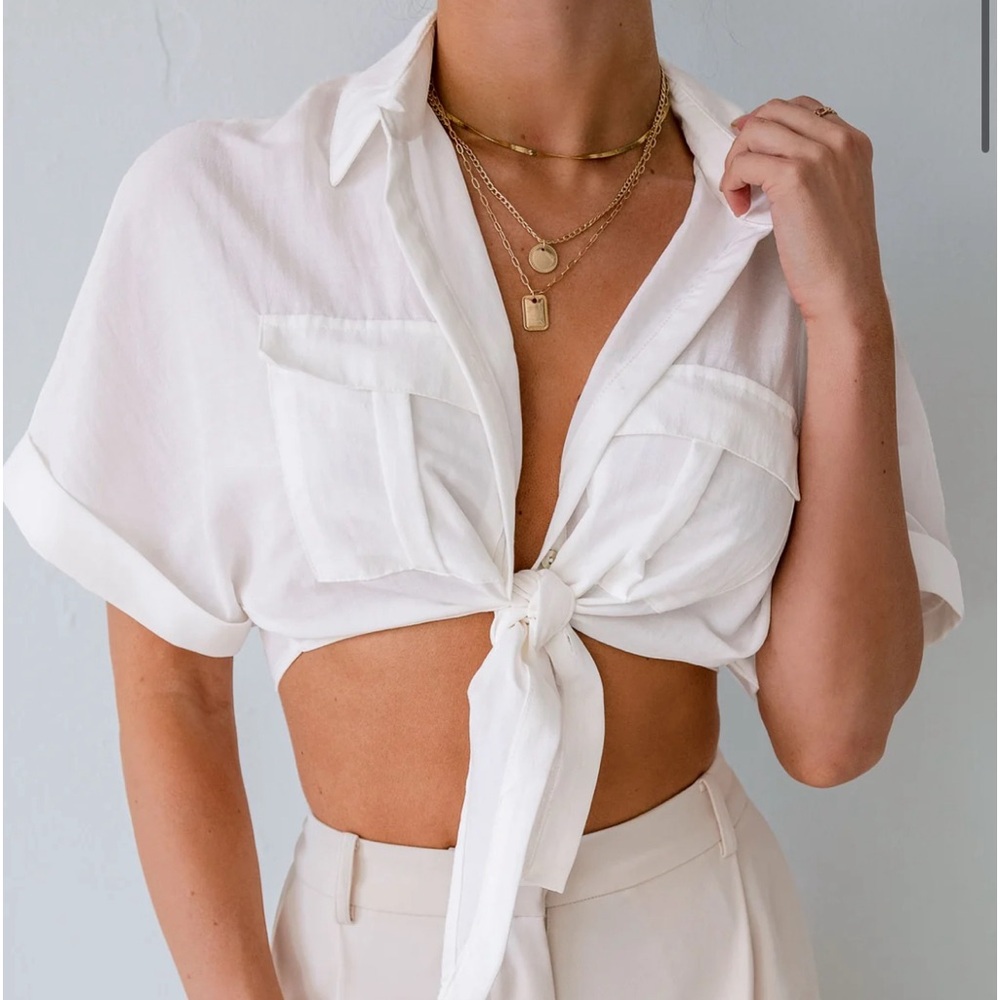 LET
Me Know White Tie-Front Crop Top